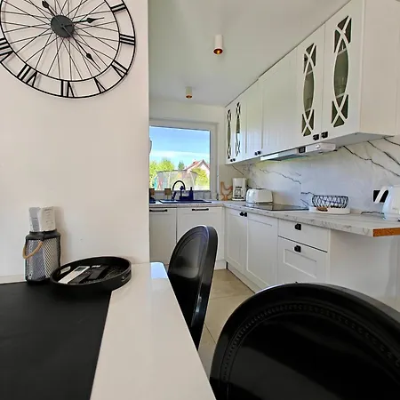 Pod Gwiezdzistym Niebem Zastan