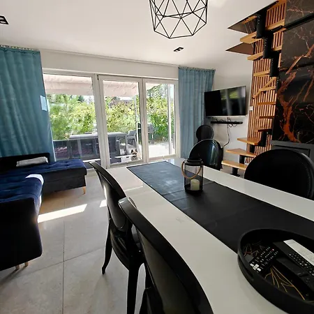 Holiday home Pod Gwiezdzistym Niebem Zastan