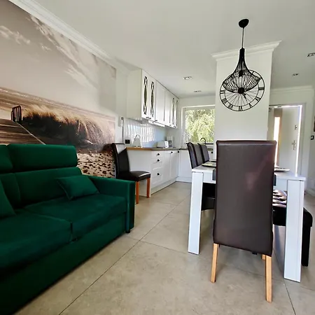 Pod Gwiezdzistym Niebem Holiday home Zastan